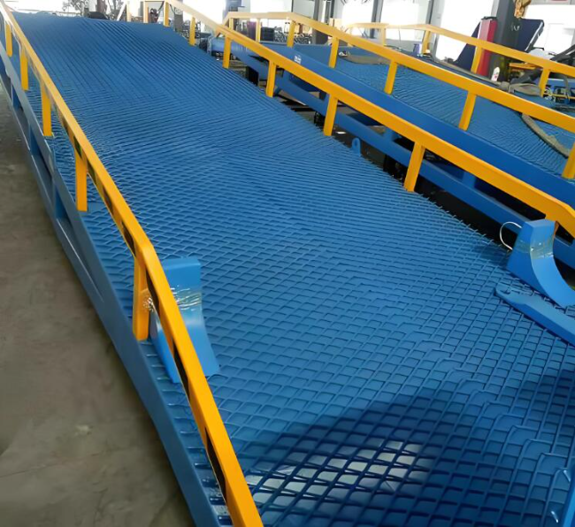 册亨移动式液压登车桥